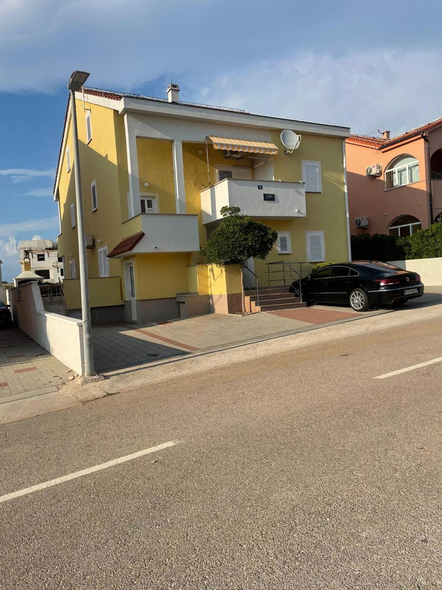 Apartments Iva Povljana Luaran gambar