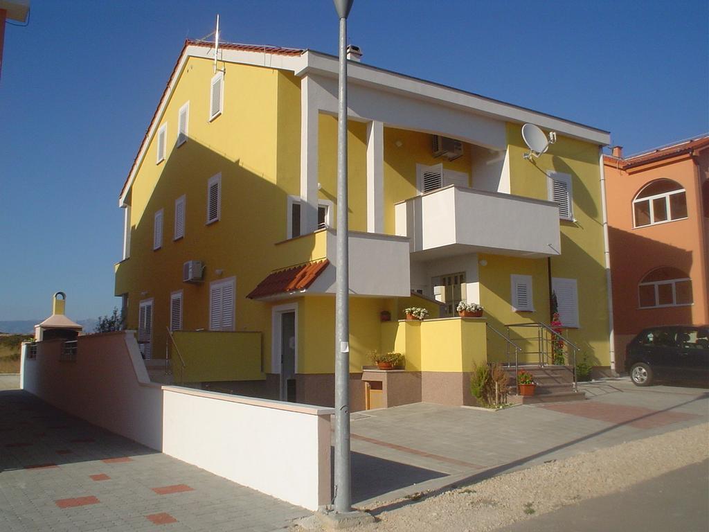 Apartments Iva Povljana Bilik gambar